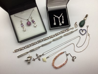 Lot 99 - A Small Collection of Stone Set Jewellery, to...