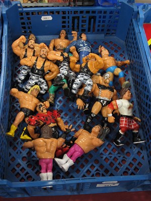 Lot 481 - Sixteen circa 1990's WWF plastic action...