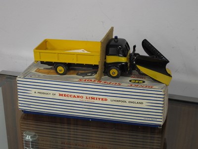 Lot 648 - Dinky Supertoys No.958 snow plough with...