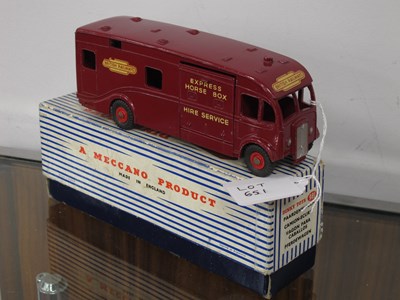 Lot 651 - Original Dinky 981 British rail horse box,...