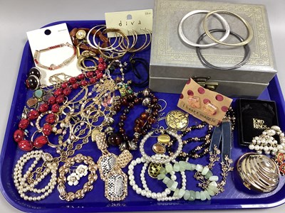 Lot 12 - A Collection of Modern Costume Jewellery; to...