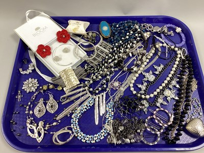 Lot 4 - A Collection of Modern Costume Jewellery; to...
