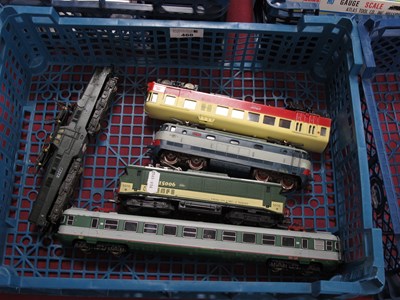 Lot 468 - Five 'HO' Gauge Continental Outline Unboxed...