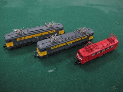 Lot 589 - Two Ibertren 'N' Gauge Class 1300 Electric...