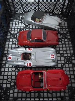 Lot 352 - Four 1:24th scale highly detailed diecast...