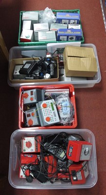 Lot 399 - A quantity of model railway control devices...