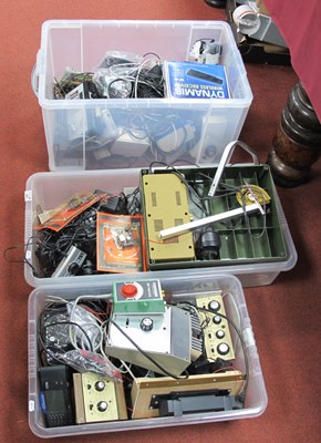 Lot 427 - A quantity of model railway electronic control...