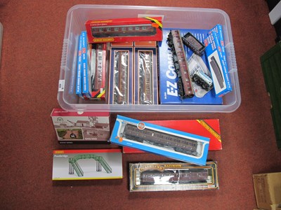 Lot 409 - A Bachmann Ref 36.500 E-Z Command Digital...