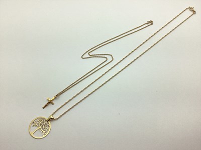 Lot 205 - A 9ct Gold Crucifix Pendant on Dainty Chain...