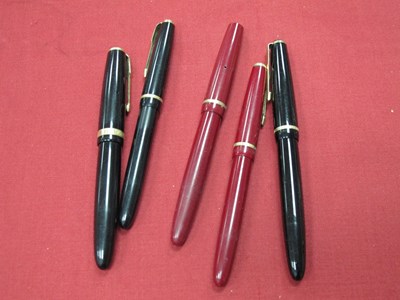 Lot 1336 - Parker pens all with 14K gold nibs. (5)